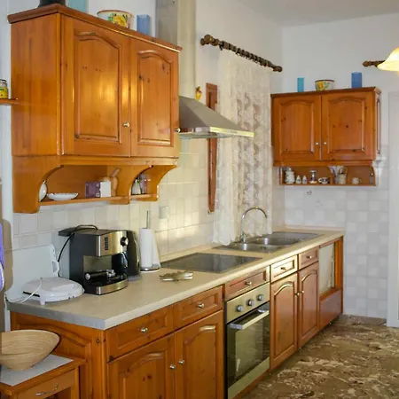 Katoussa Palaiokastritsa