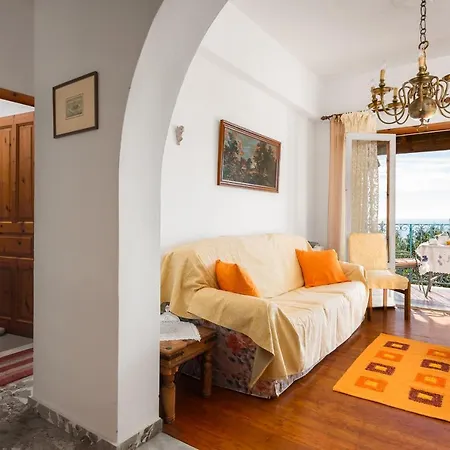Katoussa Tatil Evi *