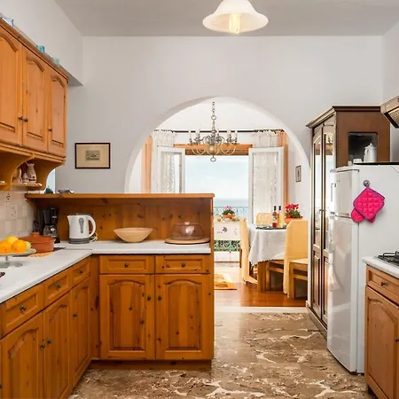 Katoussa Tatil Evi *