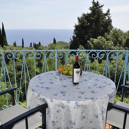 Katoussa * Παλαιοκαστρίτσα